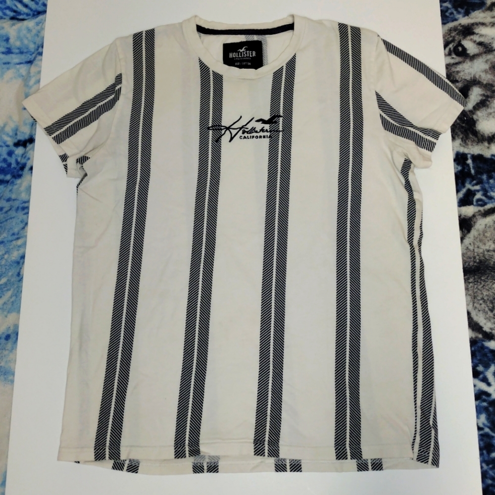 Hollister White w/ black stripes shirt